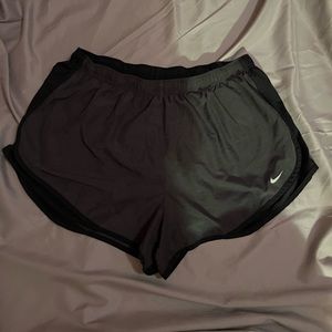 NIKE Dri Fit Black/ Grey Running Athletic Short 2X